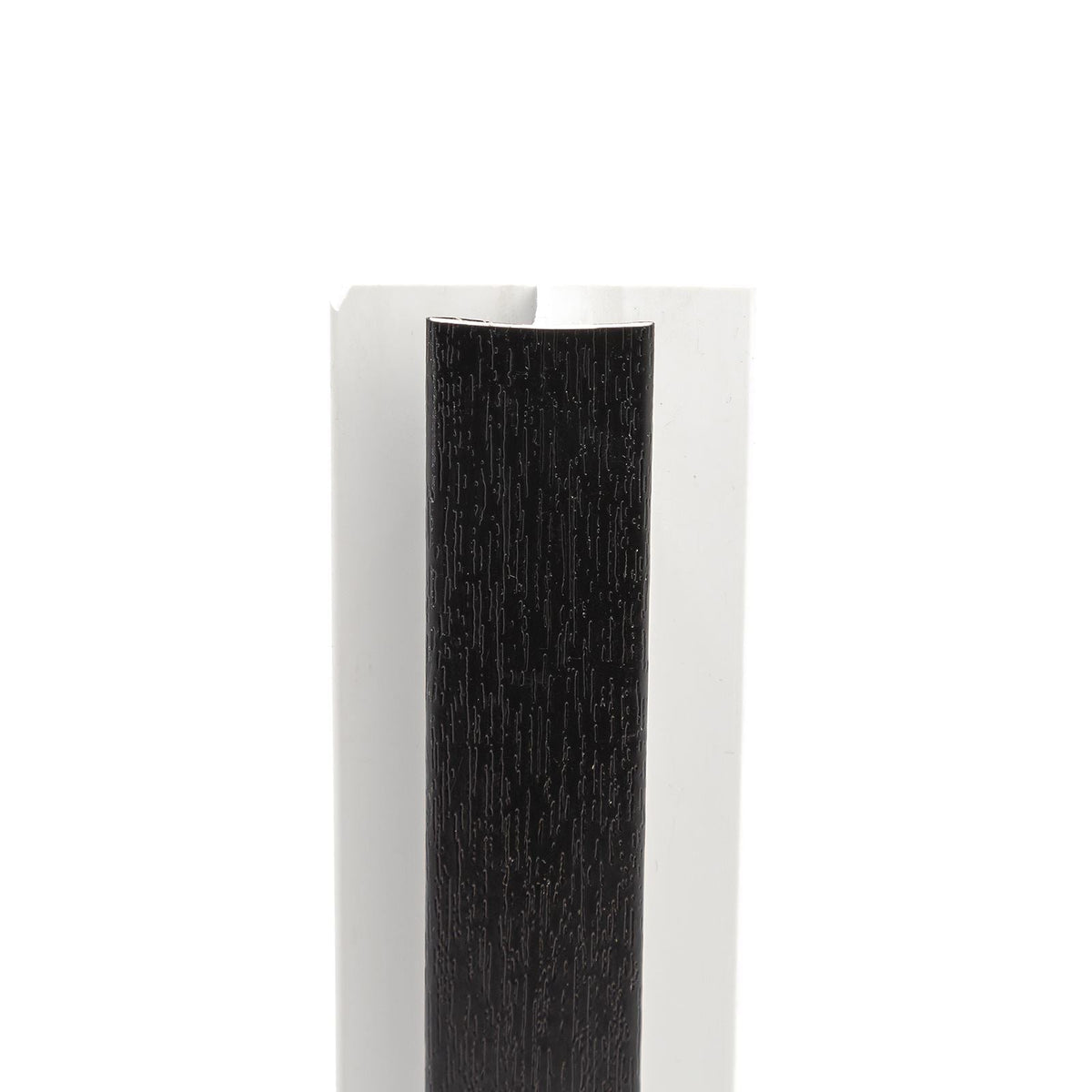 Example of Shiplap Cladding H-Section Joint (2.5m)