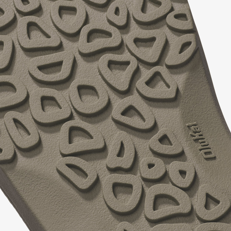 OluKai Men's Ohana Sandals
