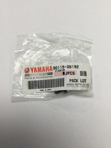 YAMAHA 90119-06192 BOLT Qty 3