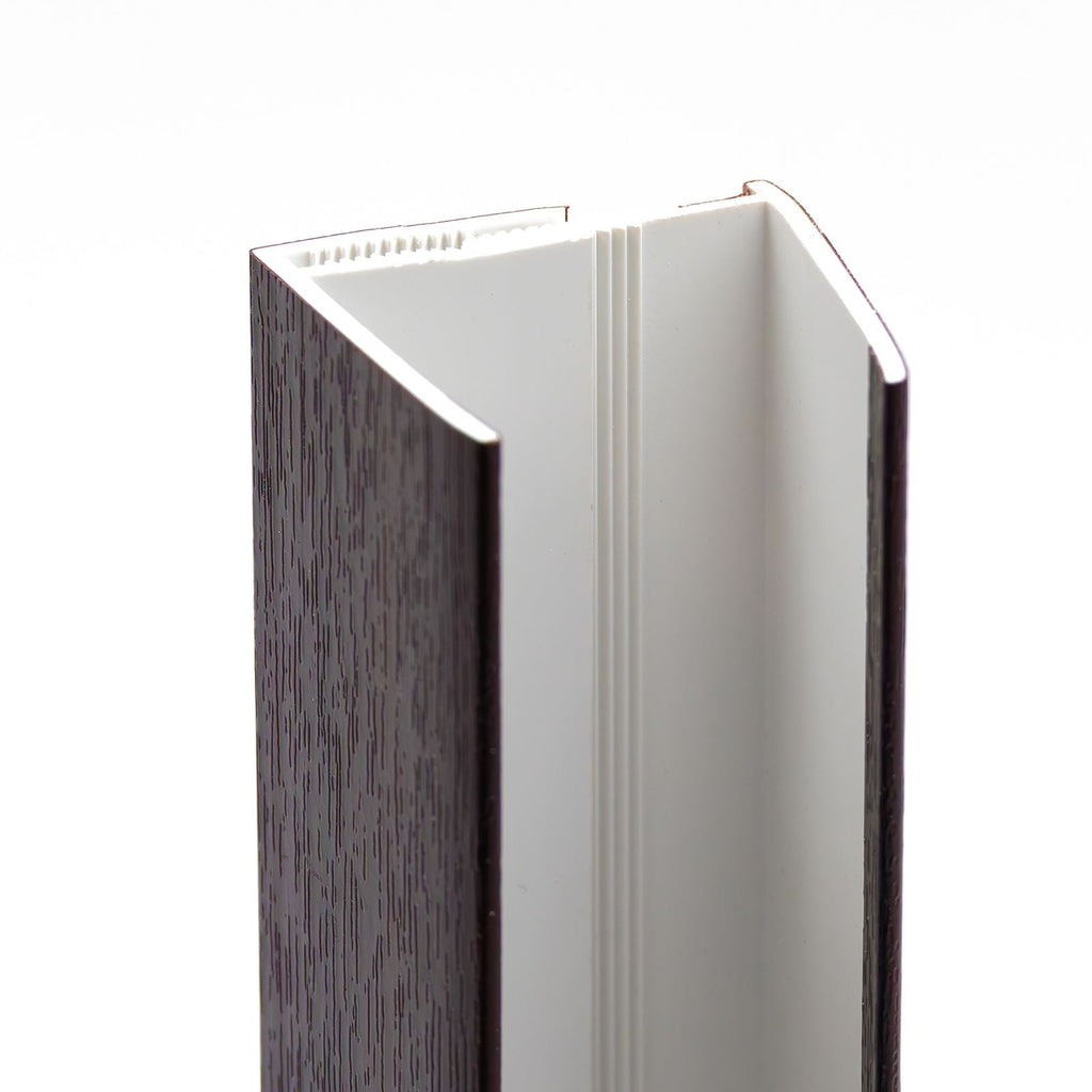 Shiplap Cladding Edge Trim (2.5m)