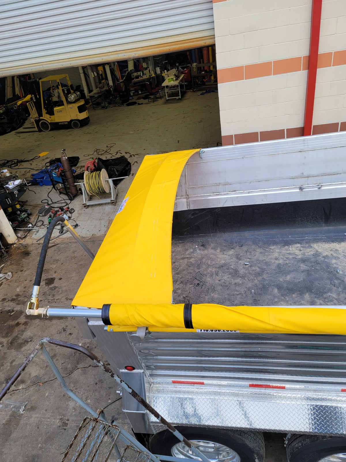 CONVERSION TO ELECTRIC ROLLOVER WITH SWITCH ON CABIN