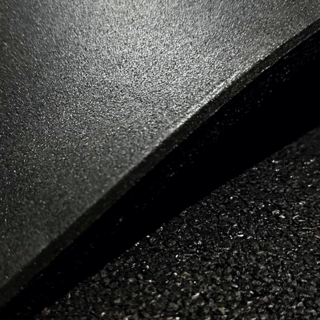 Muscle Motion Premium Commercial Rubber Gym Flooring - Black 1m x 1m x 15mm