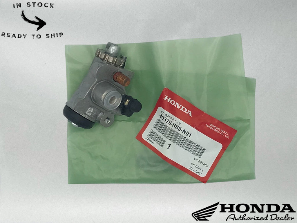 Honda Genuine OEM Left Front Wheel Cylinder 45370-HN5-N01