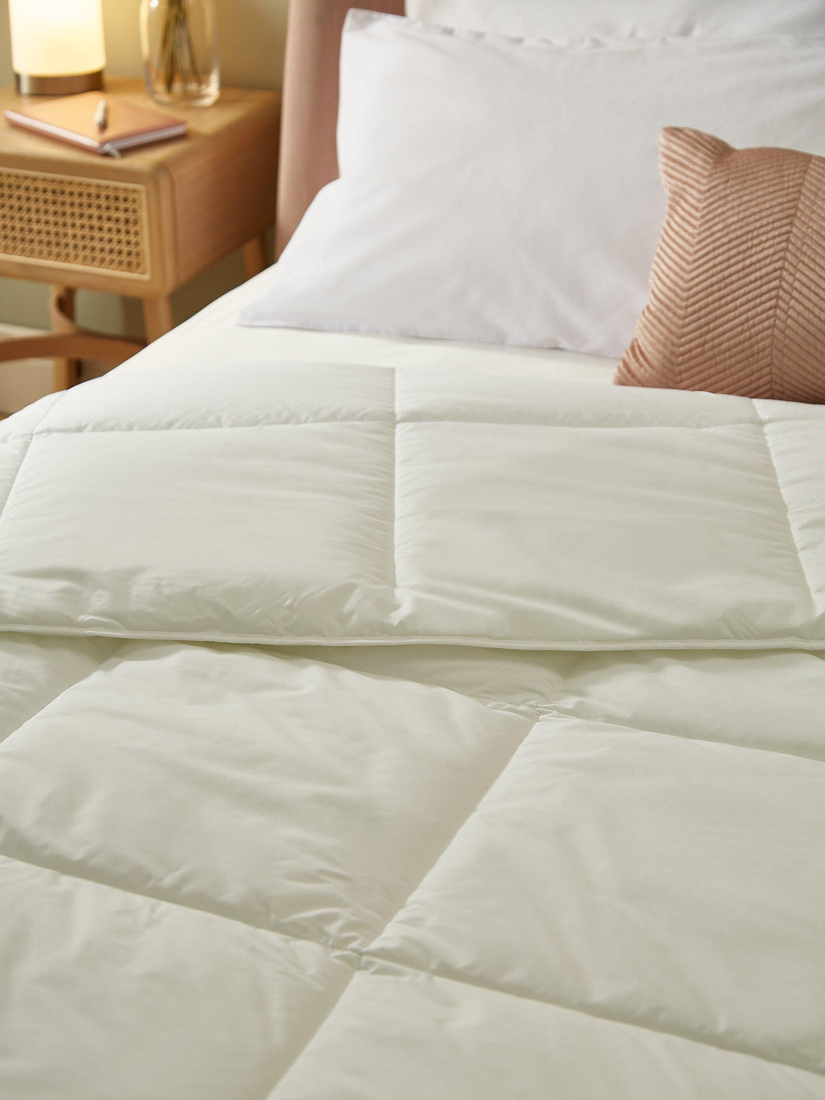 John Lewis Ultimate Down Alternative Duvet 13.5 Tog Single 135 x 200cm White