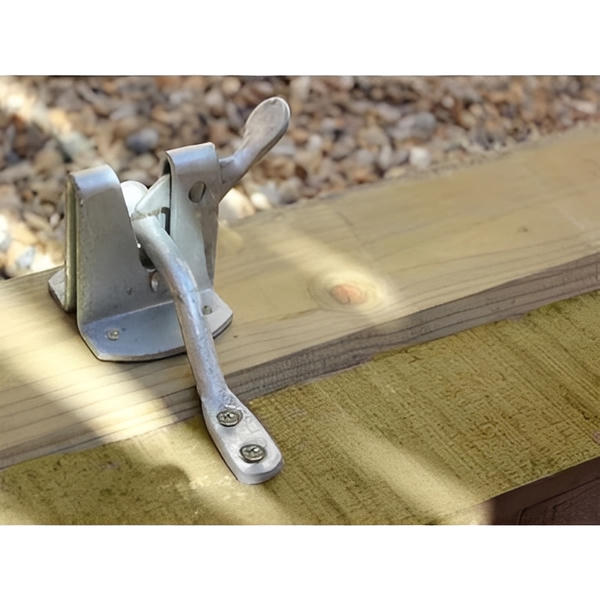 Heavy Duty Galvanised Automatic Latch incl Bolts and Screws