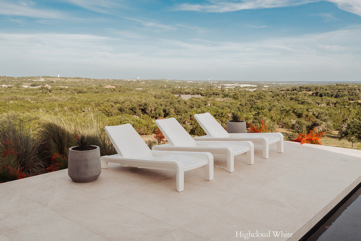 Deck Outdoor Chaise Lounge – Modern In-Pool & Patio Sun Lounger