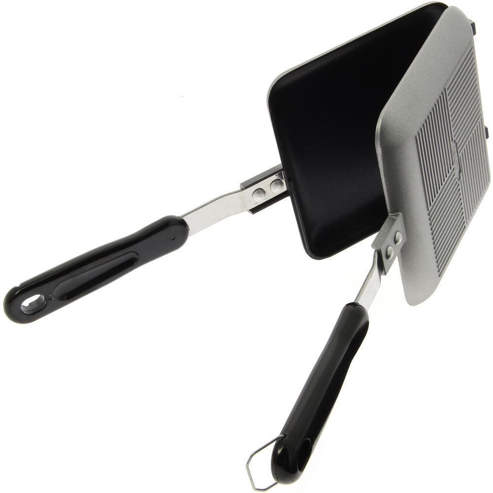 NGT Small Gun Metal Toastie Maker