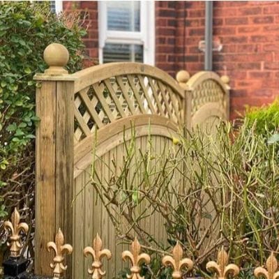 Convex Curved Framed Trellis Fence Topper