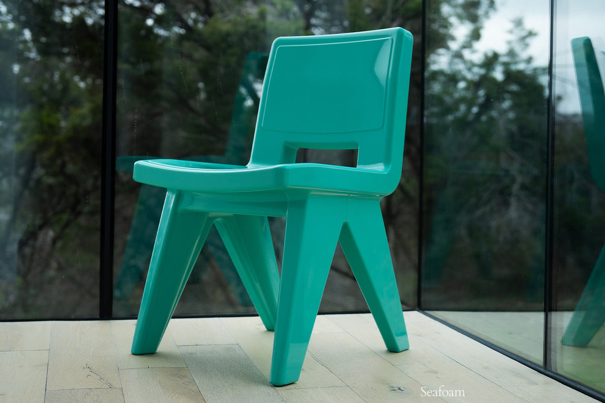 Fresco Modern Outdoor Dining Chair – Marine-Grade Polyethylene Patio Chair