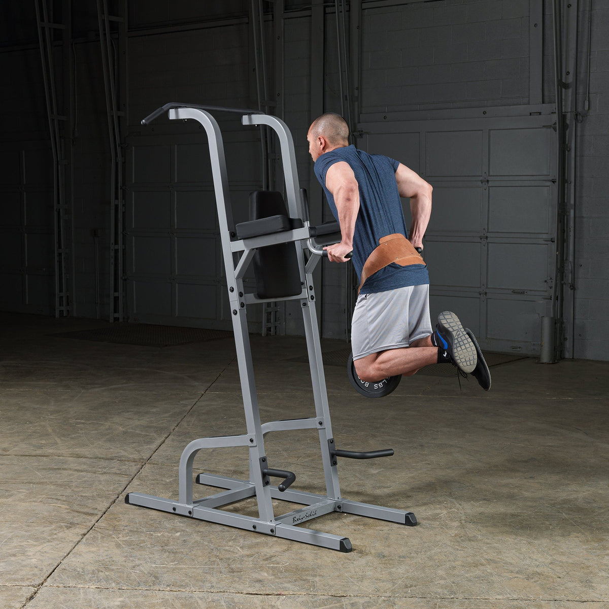 Body Solid Vertical Knee Raise DIP Pull Up