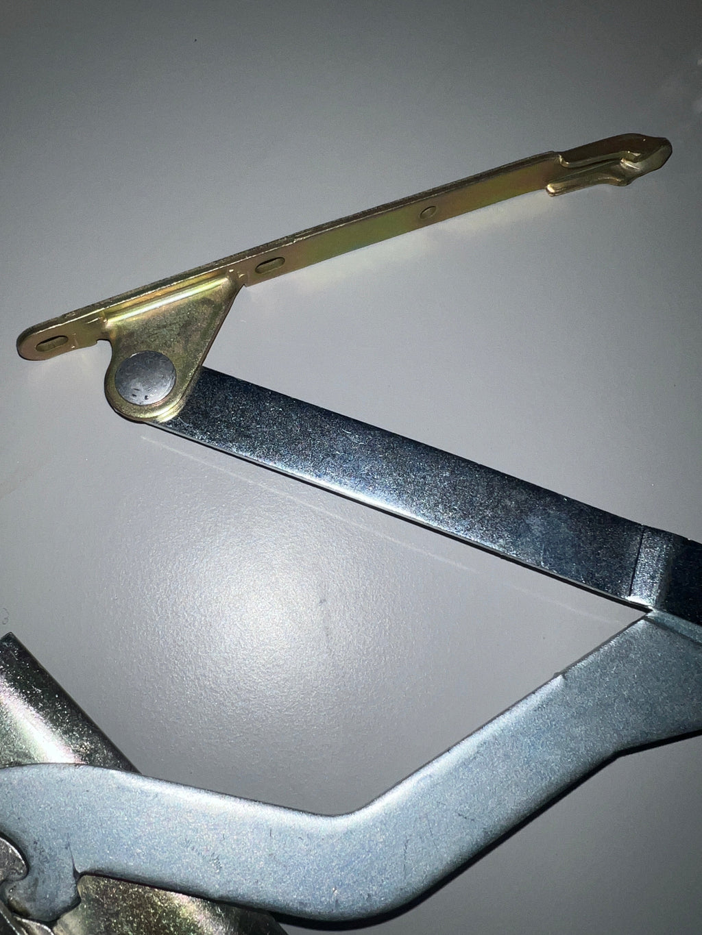 S1084 Pella Casement Roto Sill Mounted Operator