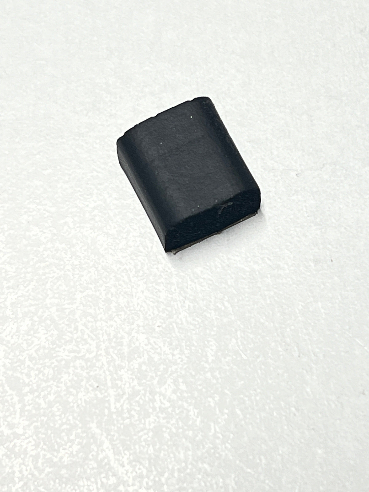 306 - DH Black Rubber Block