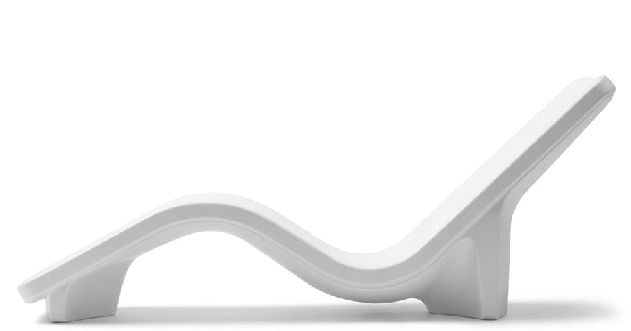 Line In-Pool Chaise Lounge – Modern Luxury Pool Lounger