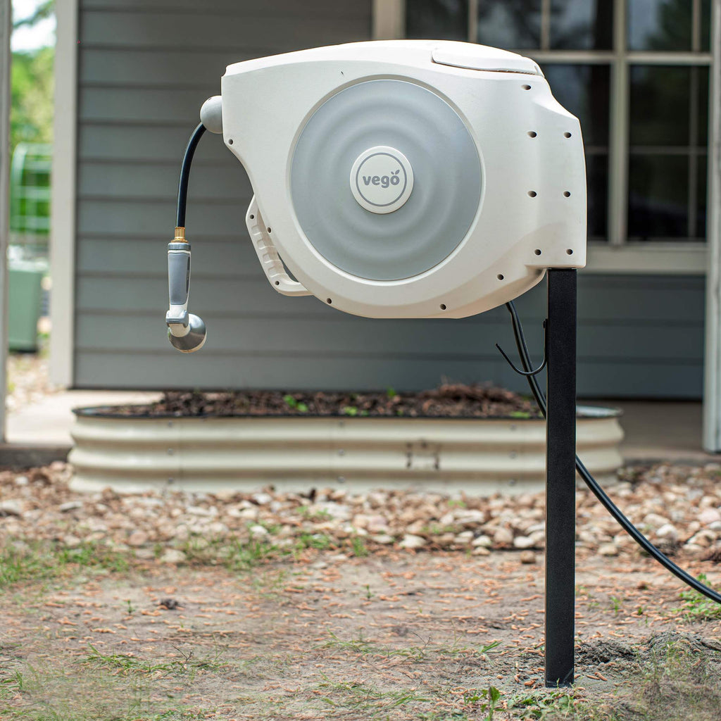 Vego Mounting Post for Retractable Hose Reel