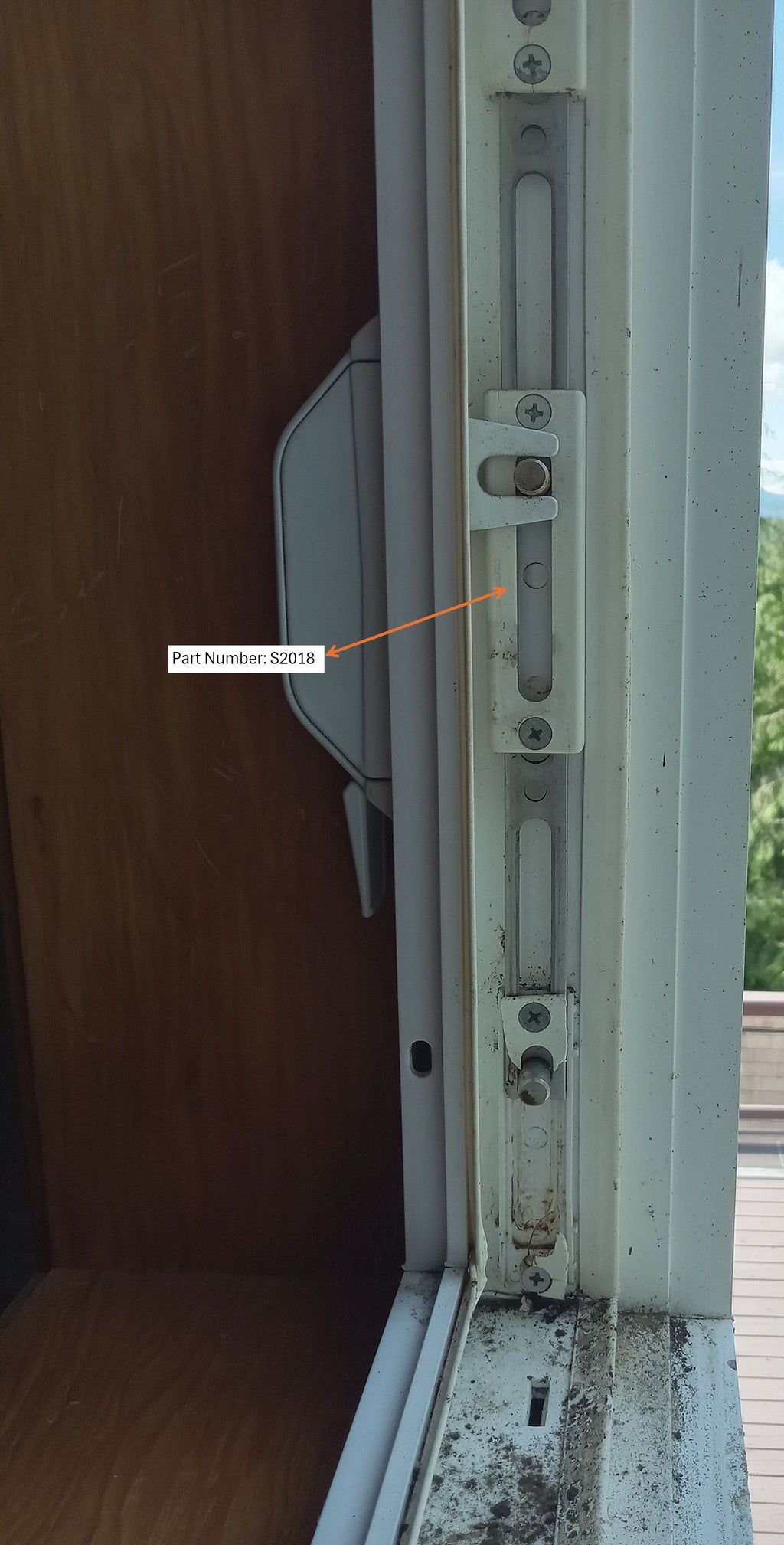 S2018 Lock Bar Guide Vinyl Casement and Awning Window