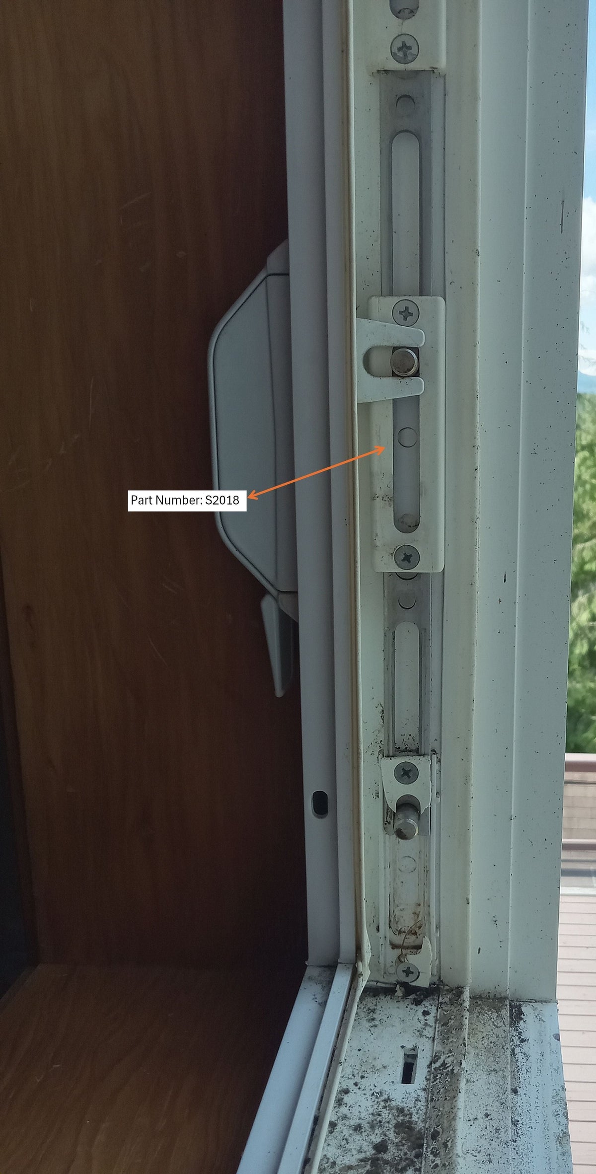 S2018 Lock Bar Guide Vinyl Casement and Awning Window