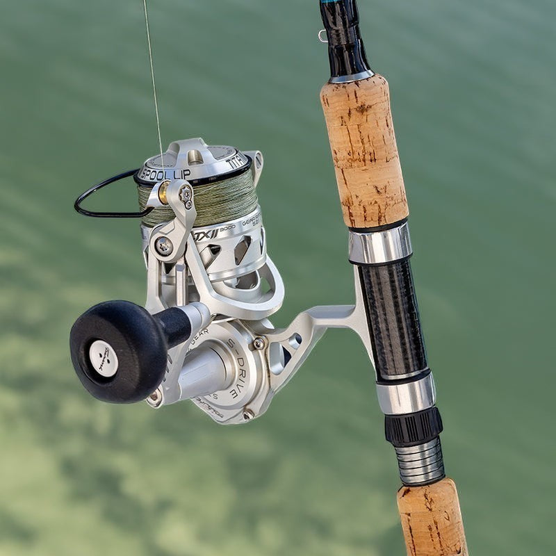 Tsunami Carbon Shield III Spinning Rod
