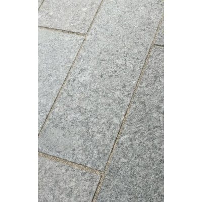 Misty Black Pearl Granite Effect Sandstone Paving Pack (19.50m2 - 66 Slabs / Mixed Pack)