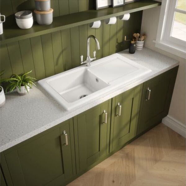White Ceramic Kitchen Sink 1 Bowl