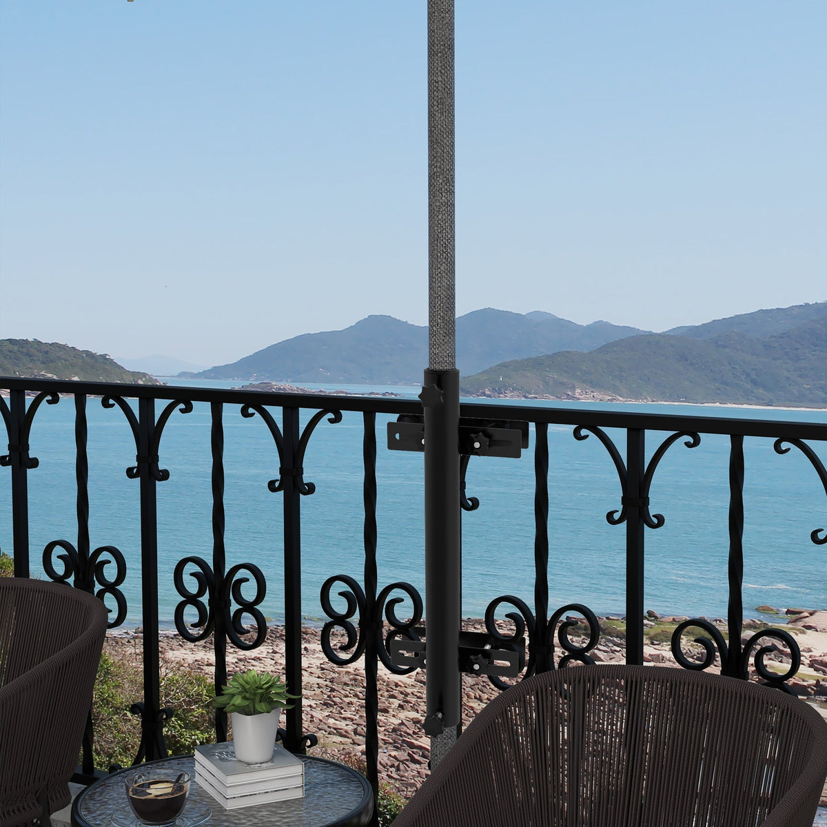 Adjustable Patio Umbrella Holder for Railings/Balcony, Black