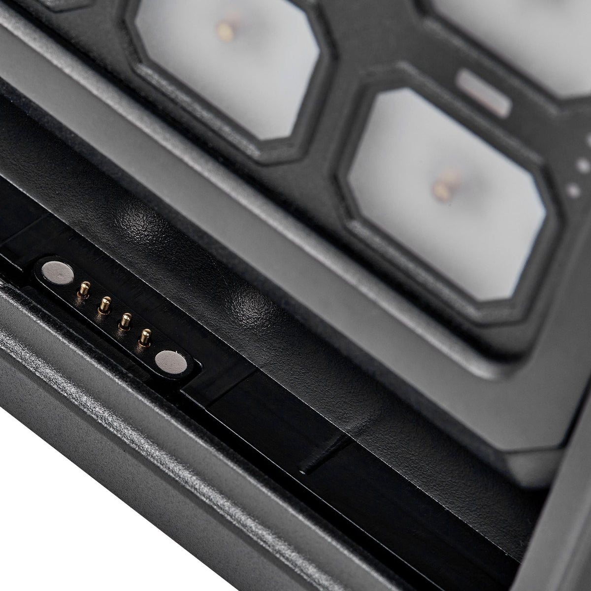 KickAss 12/24V 12 Gang Wireless Switch Panel with Magnetic Charging Cradle - MKII