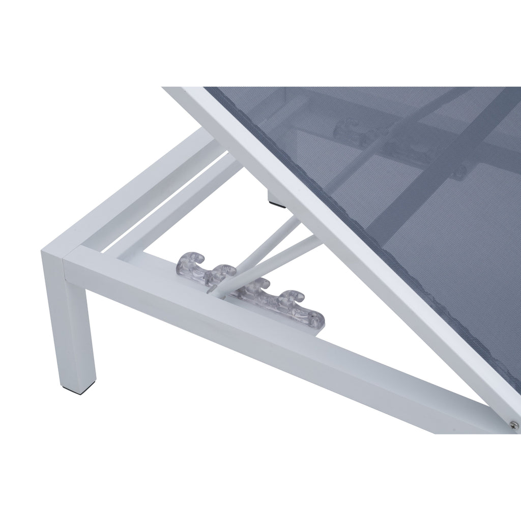 Niki Lounger (3 Color Options)