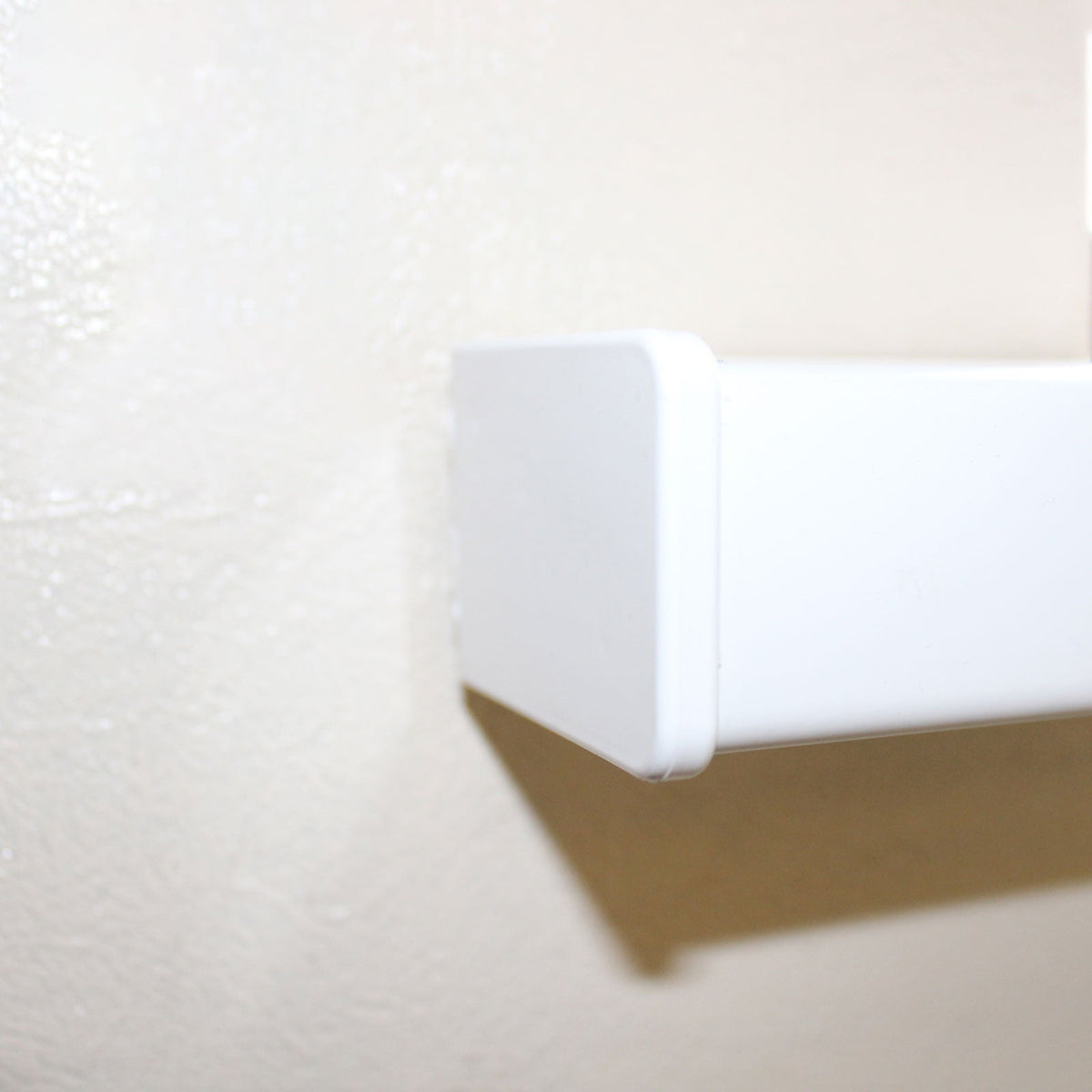 Short Window Capping End Caps (Pair)