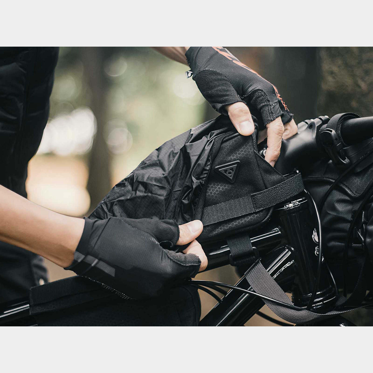 Toploader Tube Bag 0.75L