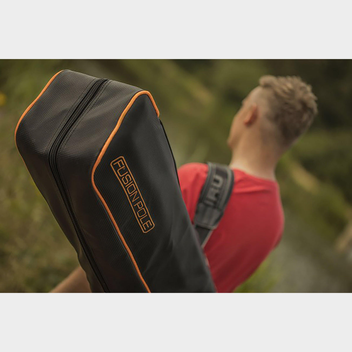 Fusion Pole Holdall