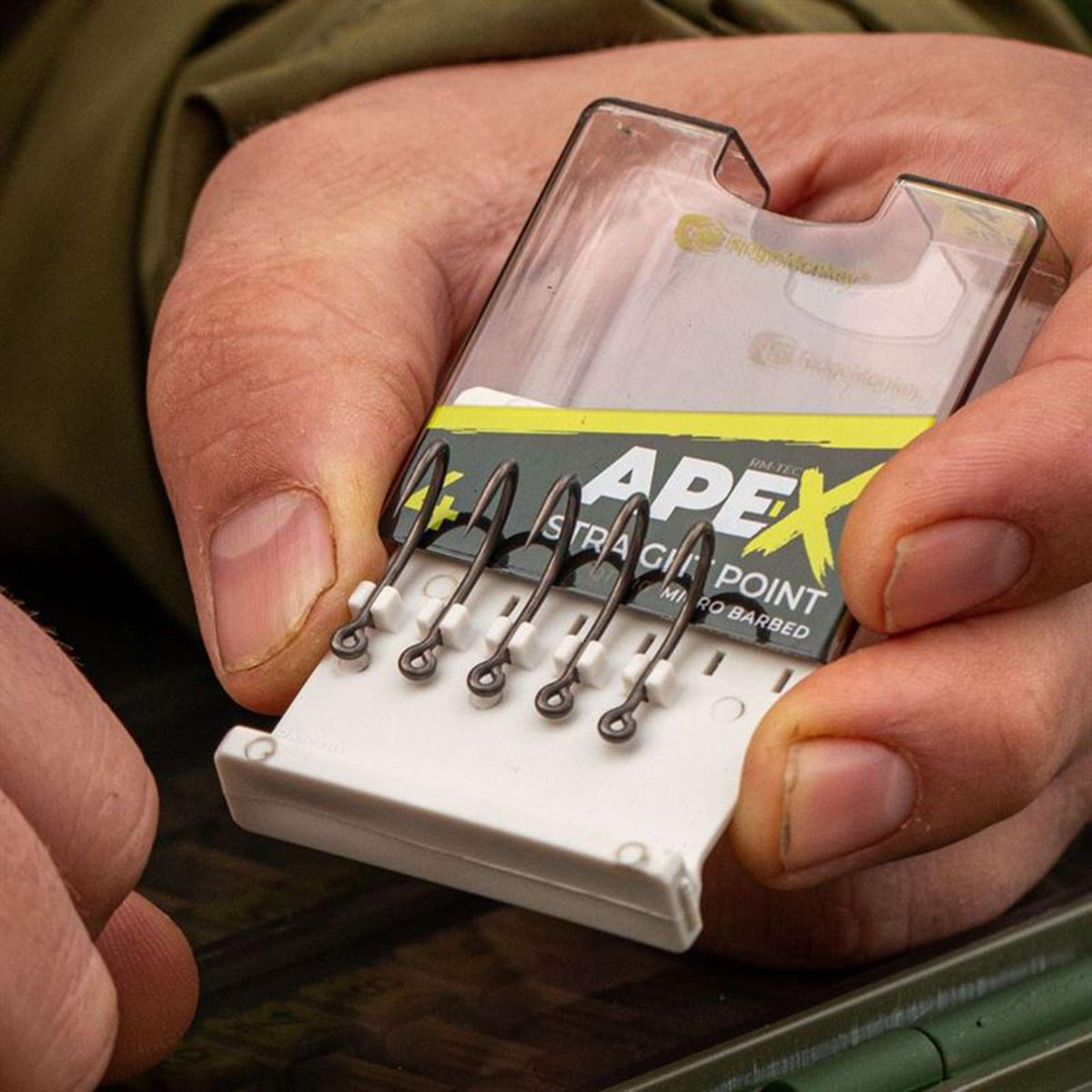 Ape-X Straight Hook Size 4