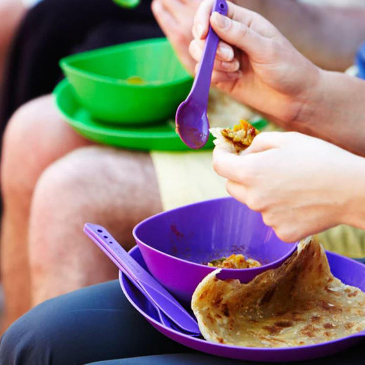 Ellipse Plastic Camping Plate