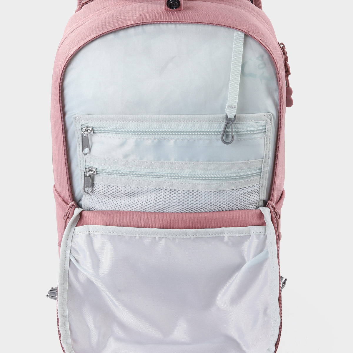 React 20 Daypack
