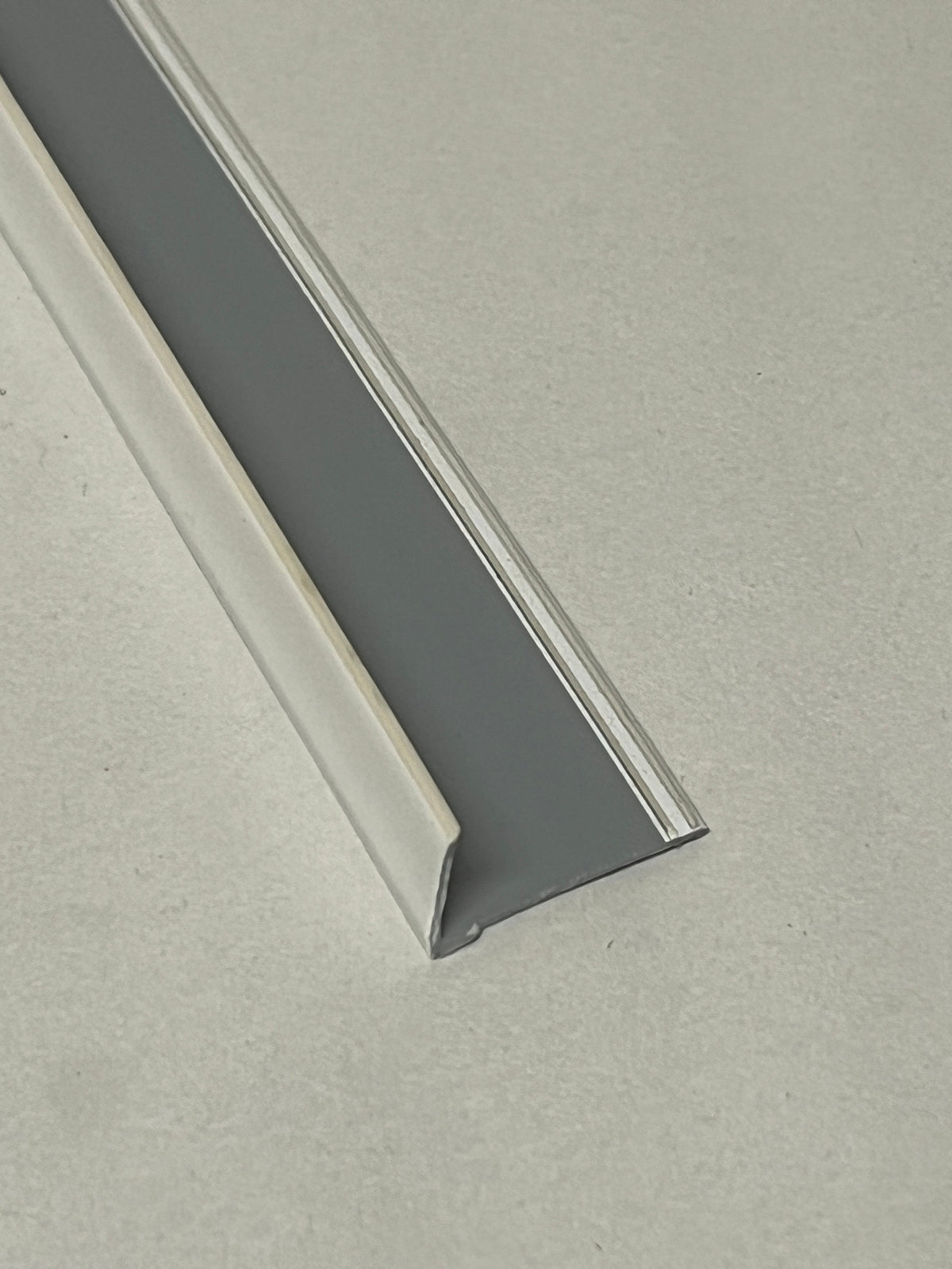 912 3/4" Snap-In-Vinyl  Glazing Bead