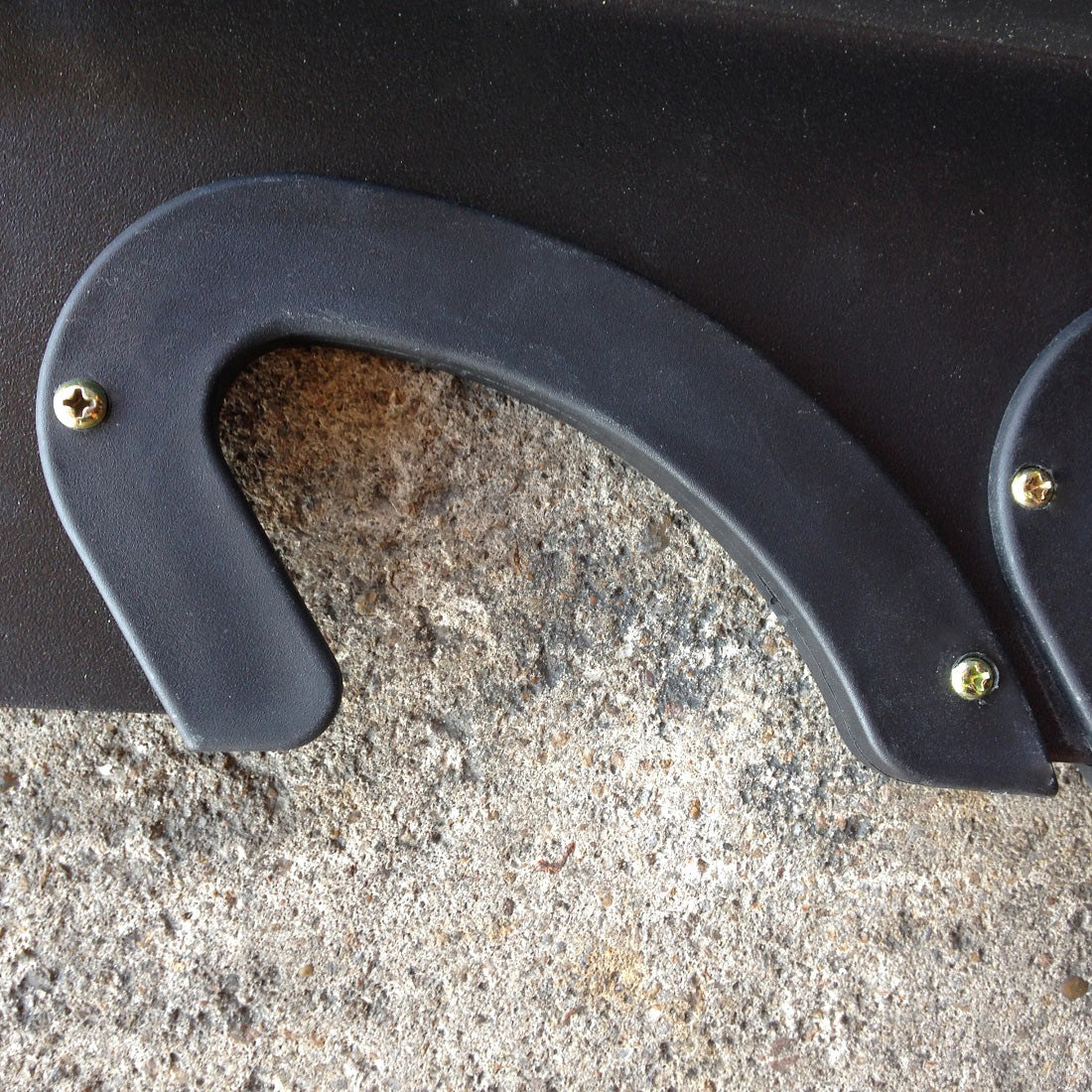 Horizontal 8-Bar Wall Rack