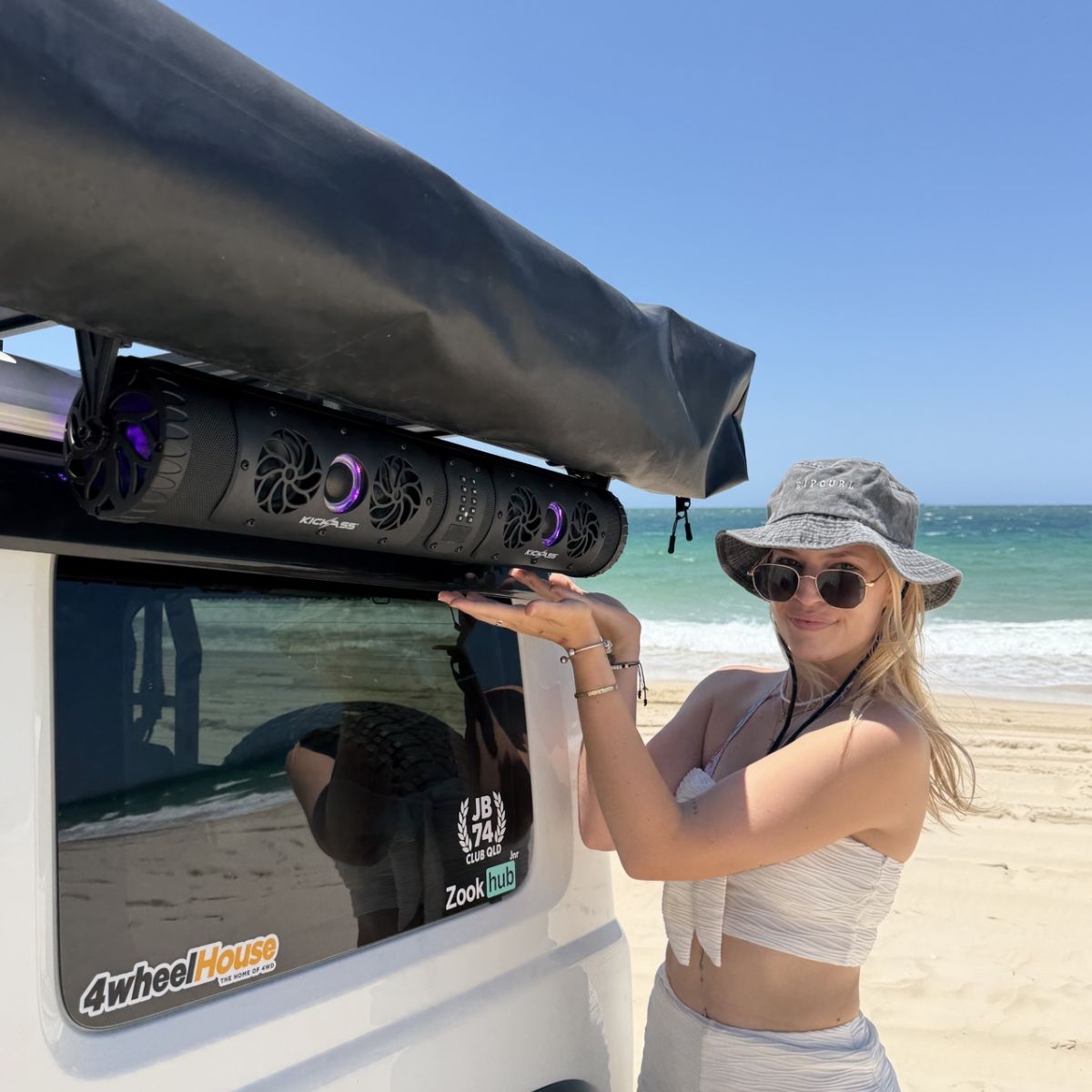 KickAss 12V Bluetooth Soundbar