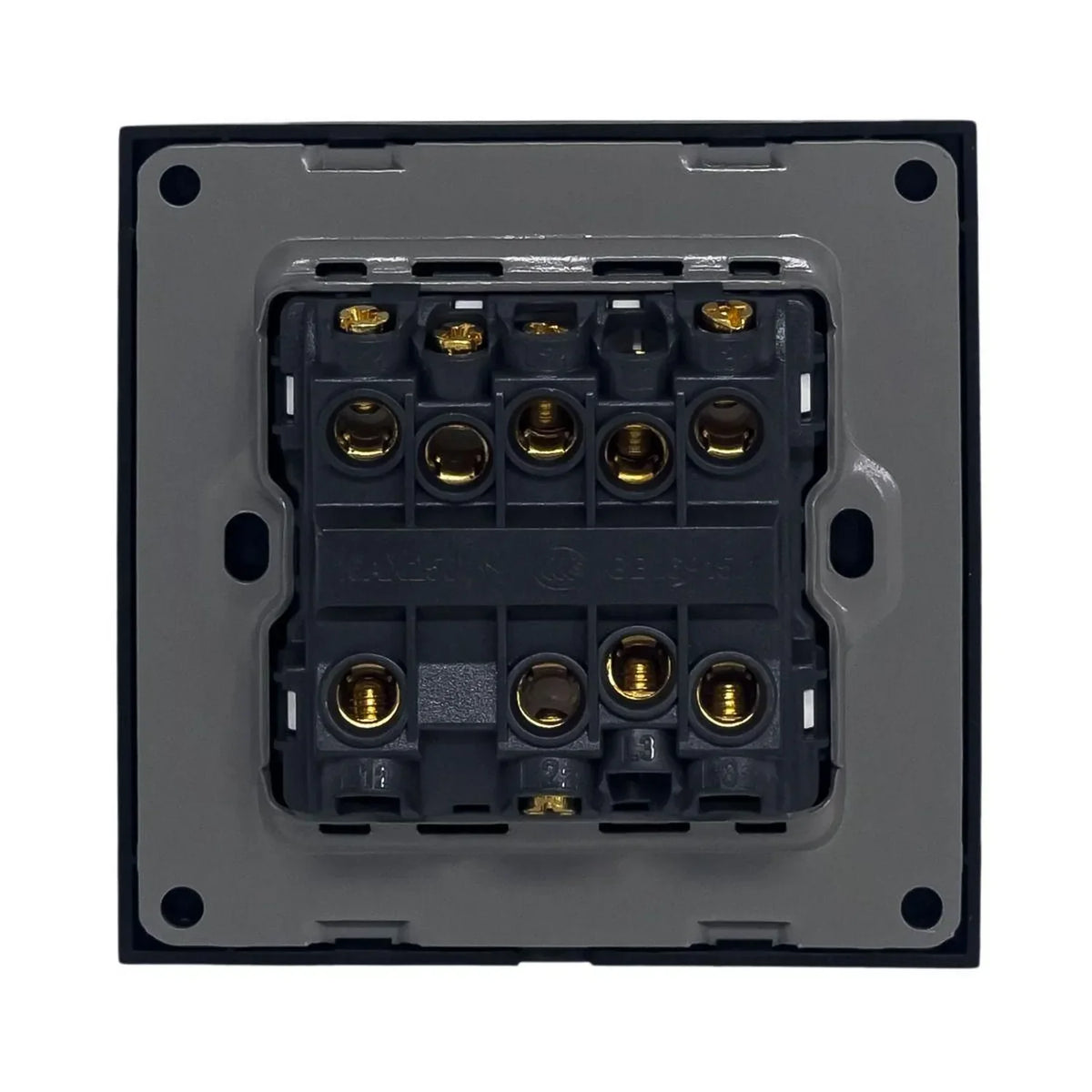 16AX 3-Gang 2-Way Light Switch Black | Ledison