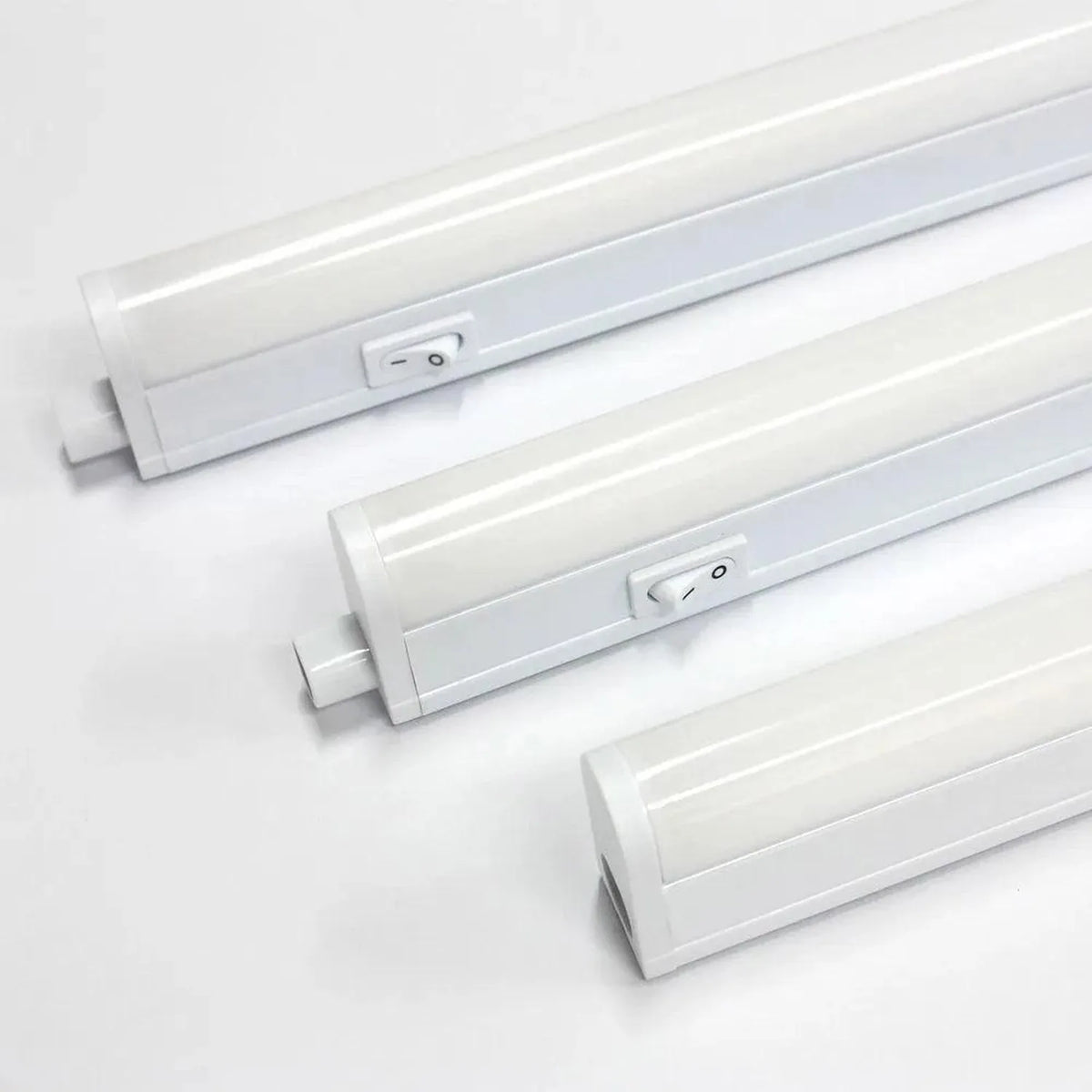 T5 LED Under Cabinet Tube Light 549mm 9W | Ledison