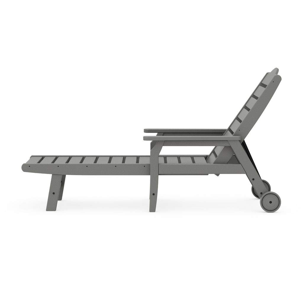 Savannah Chaise with Arms and Wheels