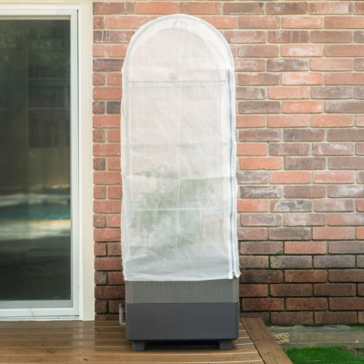 EZCube Self-Watering Planter 21" x 24"